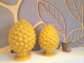 The golden house Sirakusa